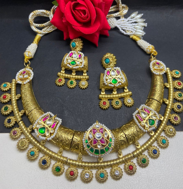 HIGHNESS NECKLACE image 0