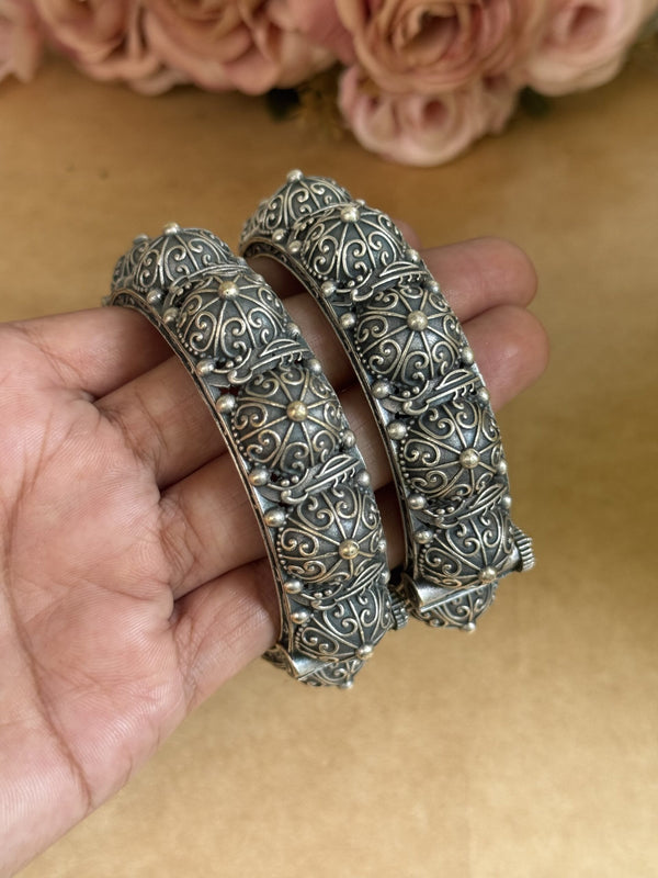 BOHO KADA PAIR image 0
