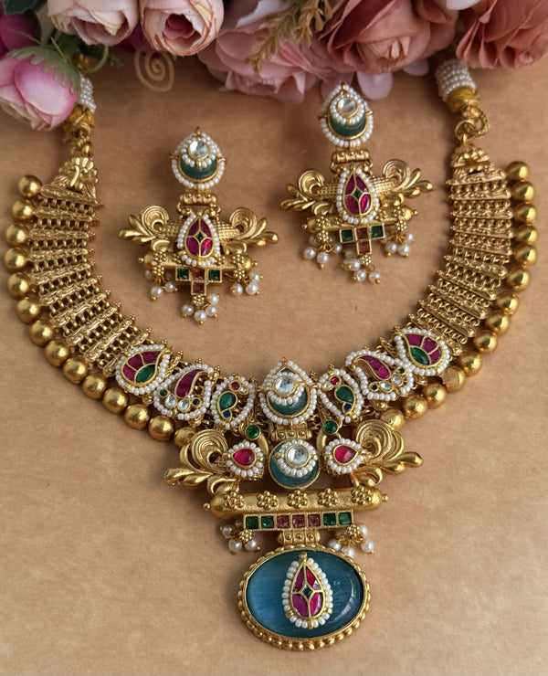 Kundan necklace image 1