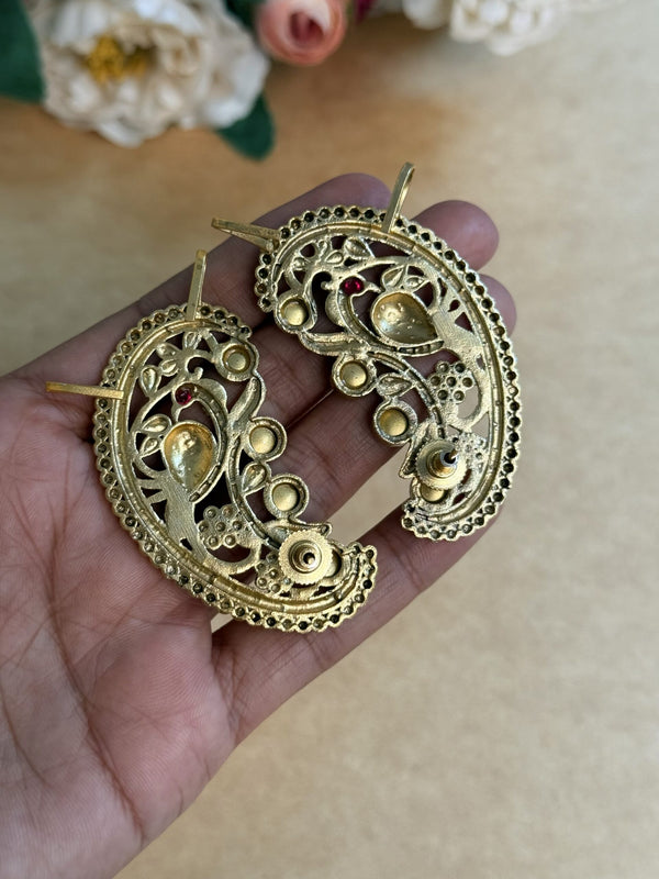 Ear cuff image 1