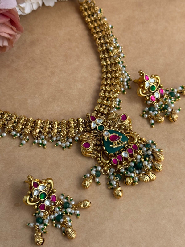 Pachi Kundan necklace image 0
