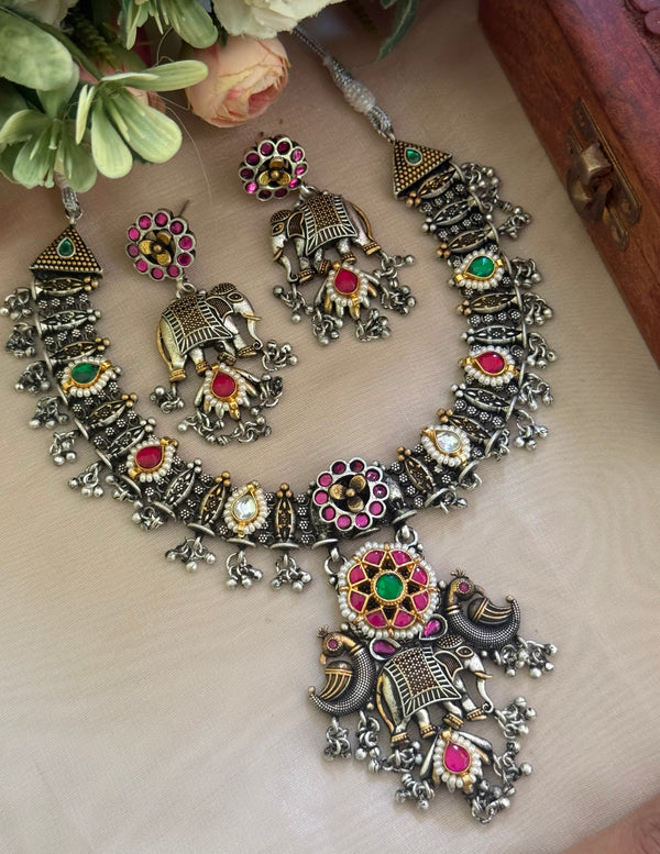 PREMIUM ELEPHANT NECKLACE image 0
