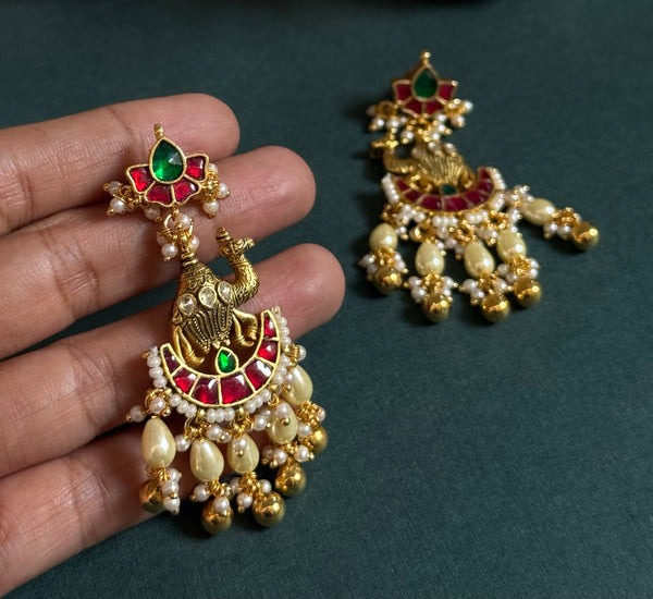 CAMEL PACHI KUNDAN EARRINGS image 1