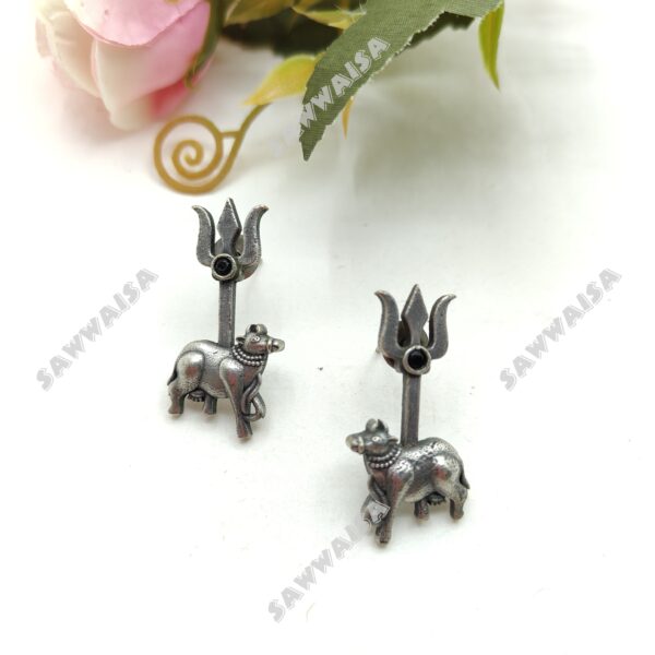 TRISHUL EARINGS