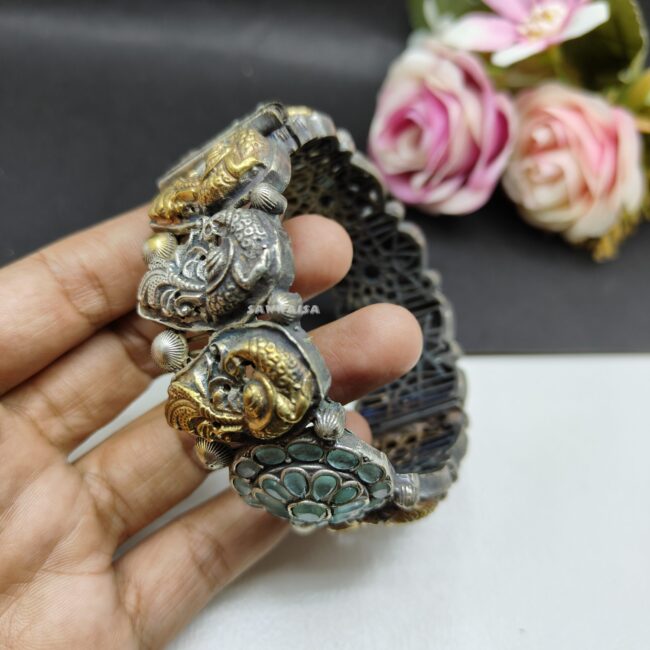 DUAL TONE RAJWADI KADA
