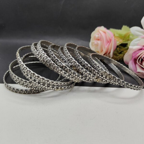 BANGLES 12 PCS