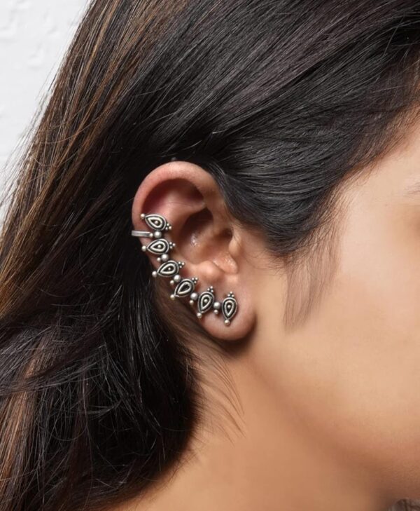 TRENDING EARCUFF