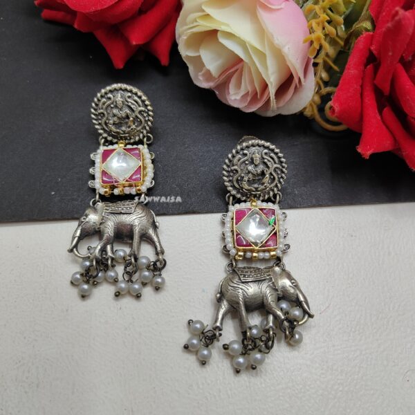 SAFED HATHI EARINGS