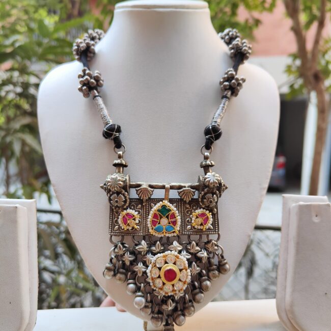 ROOH NECKLACE