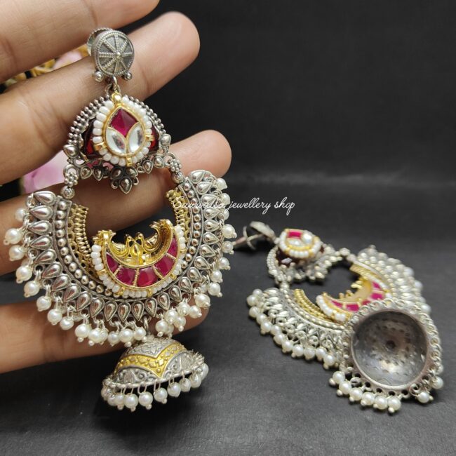 CELEBRITY EARINGS