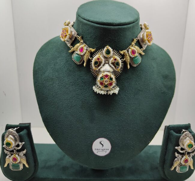 HEER GLAMOUR NECKLACE1