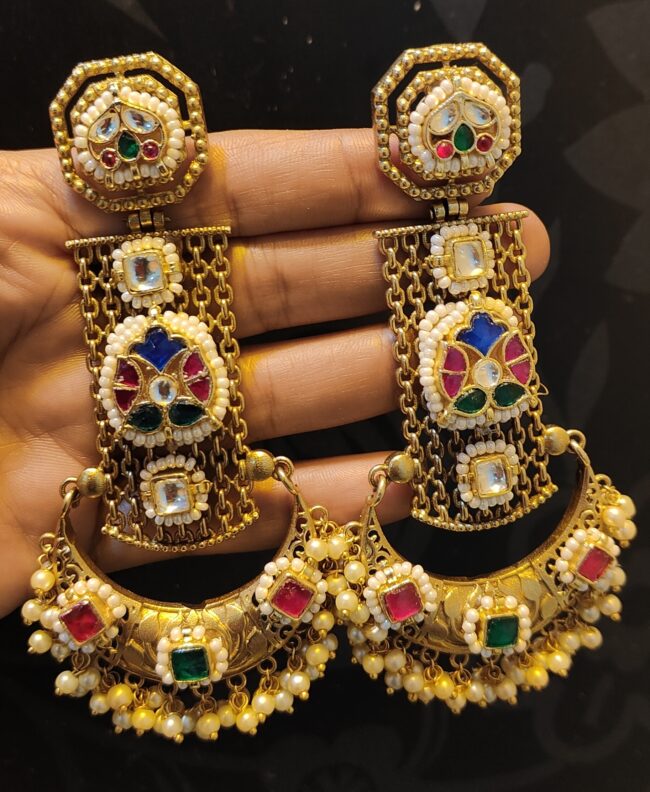 SAWWAISA PREMIUM EARINGS