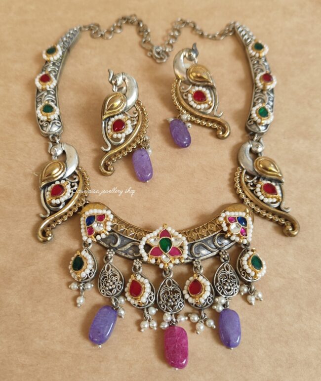 AVANTIKA PREMIUM PACHI KUNDAN NECKLACE
