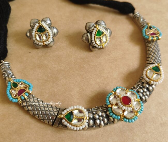 GEET PACHI KUNDAN NECKLACE