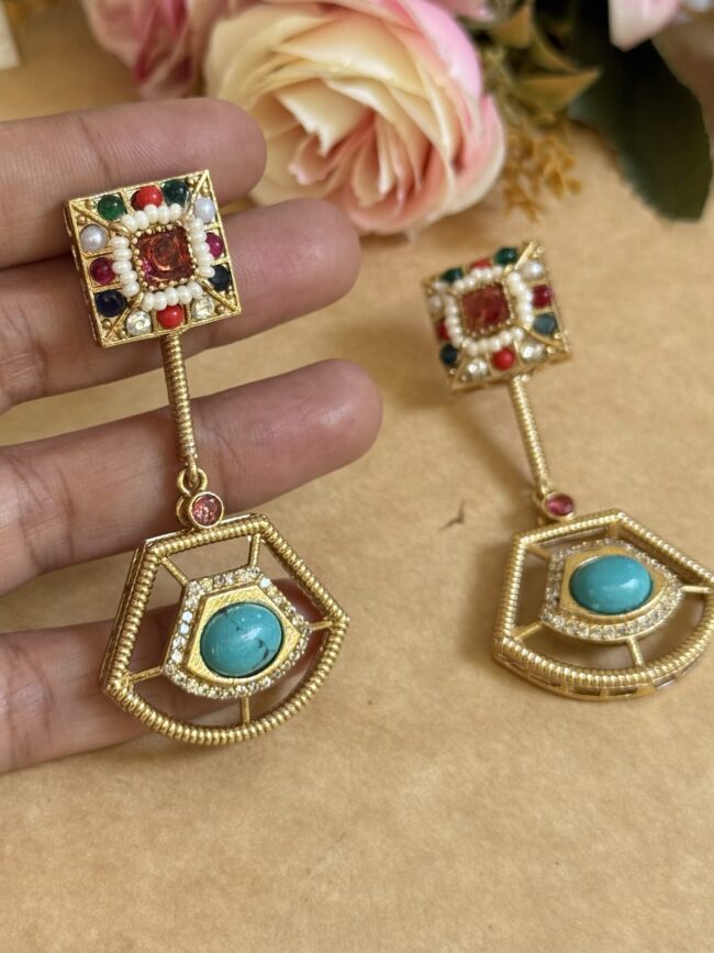 SANAM PACHI KUNDAN EARINGS
