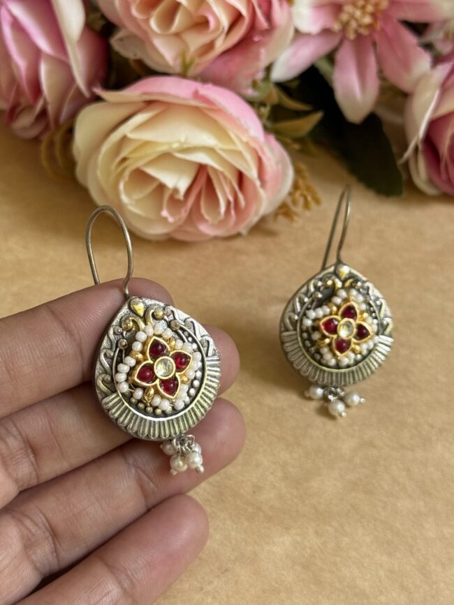 DIYA HOOP EARINGS