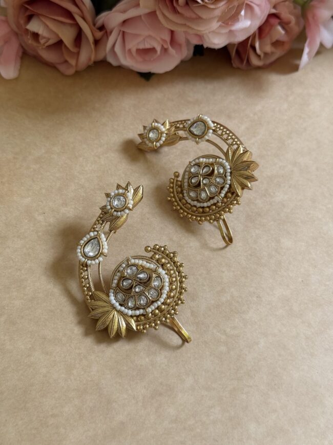 GOLDEN EARCUFF