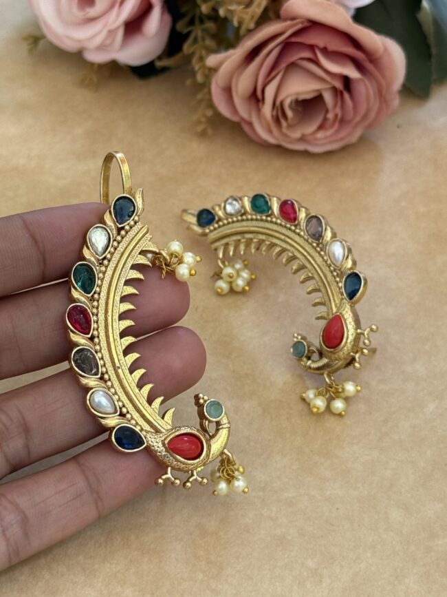 MOR KUNDAN EARCUFF