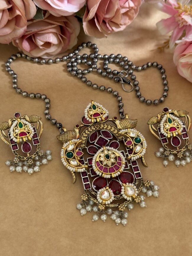 HEENA PACHI KUNDAN NECKLACE